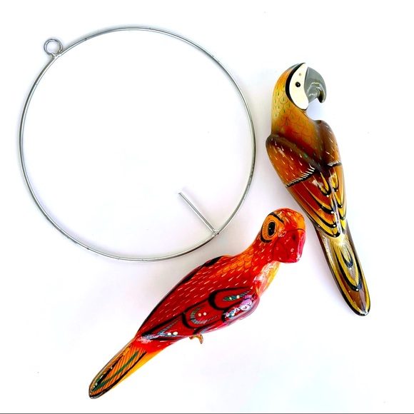 A Set of Decorative Ceramic and Wood Parrots - Picture 1 of 9